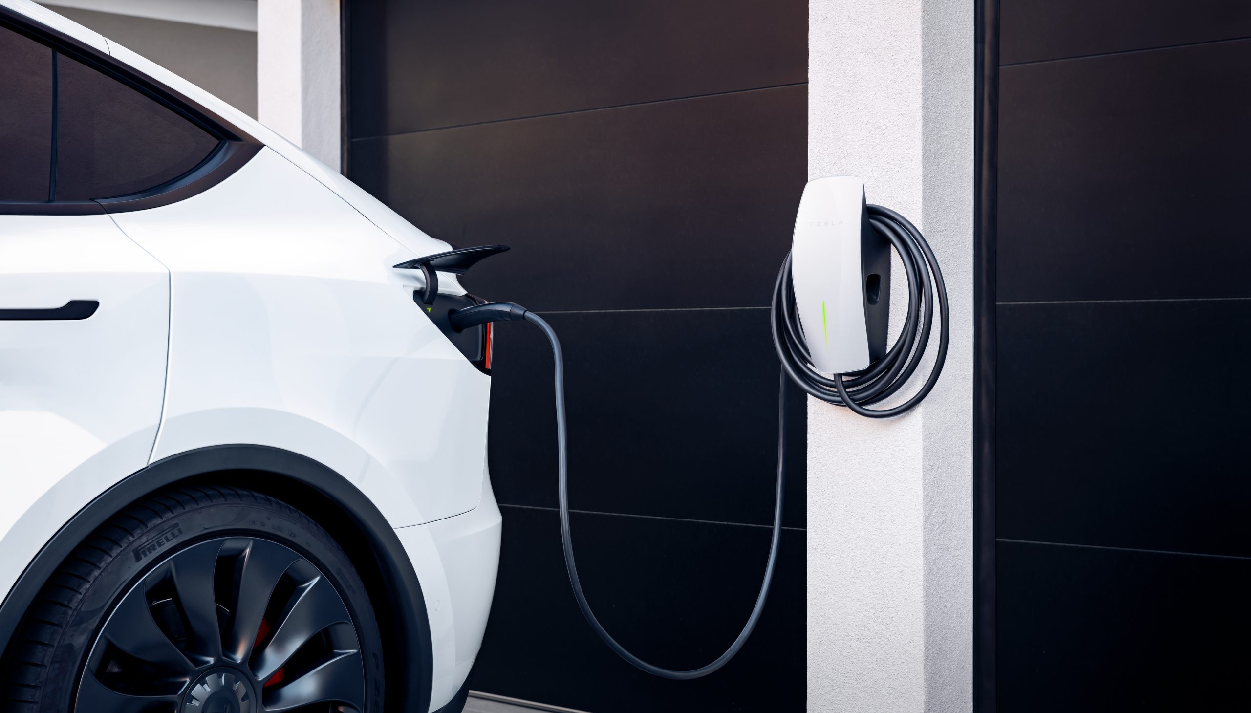 Tesla raises Wall Connector prices again in Canada, Universal model nears $1,000